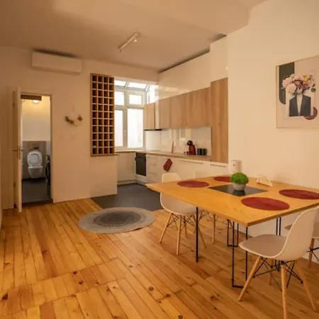 Apartamento Sofia's Finest Peaceful 1bd In Center Sofía